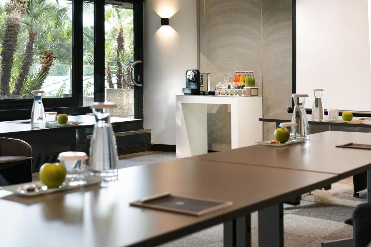 The Nicolaus 4* Bari