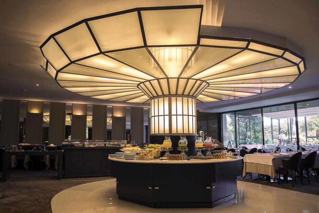 尼古拉斯酒店4*